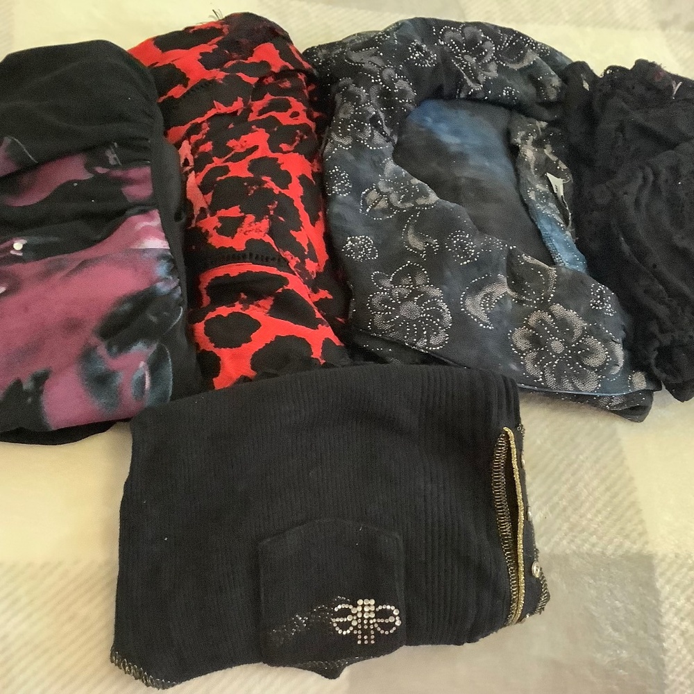 Bundle 5 tops, various styles, see photos